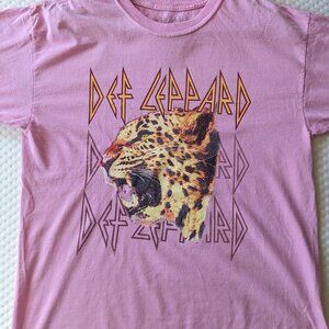 Pink Def Leppard T-Shirt - Size Men's Large - Official Merchandise